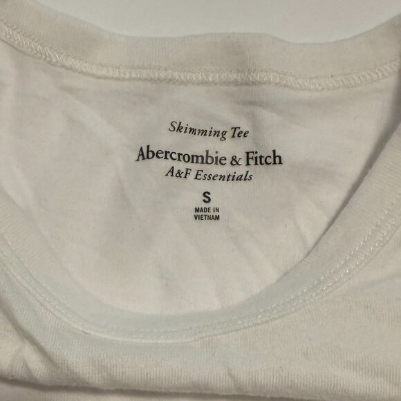 Abercrombie & Fitch A&F Embroidered Taxi NY Skimming Tee Size Small - Picture 5 of 5